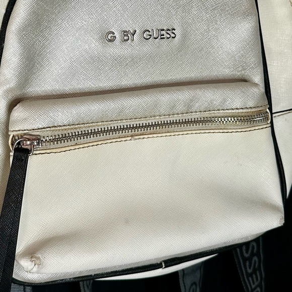 Guess Mini White Logo 3 Compartment Backpack with Adjustable Straps Zipper - Picture 3 of 7